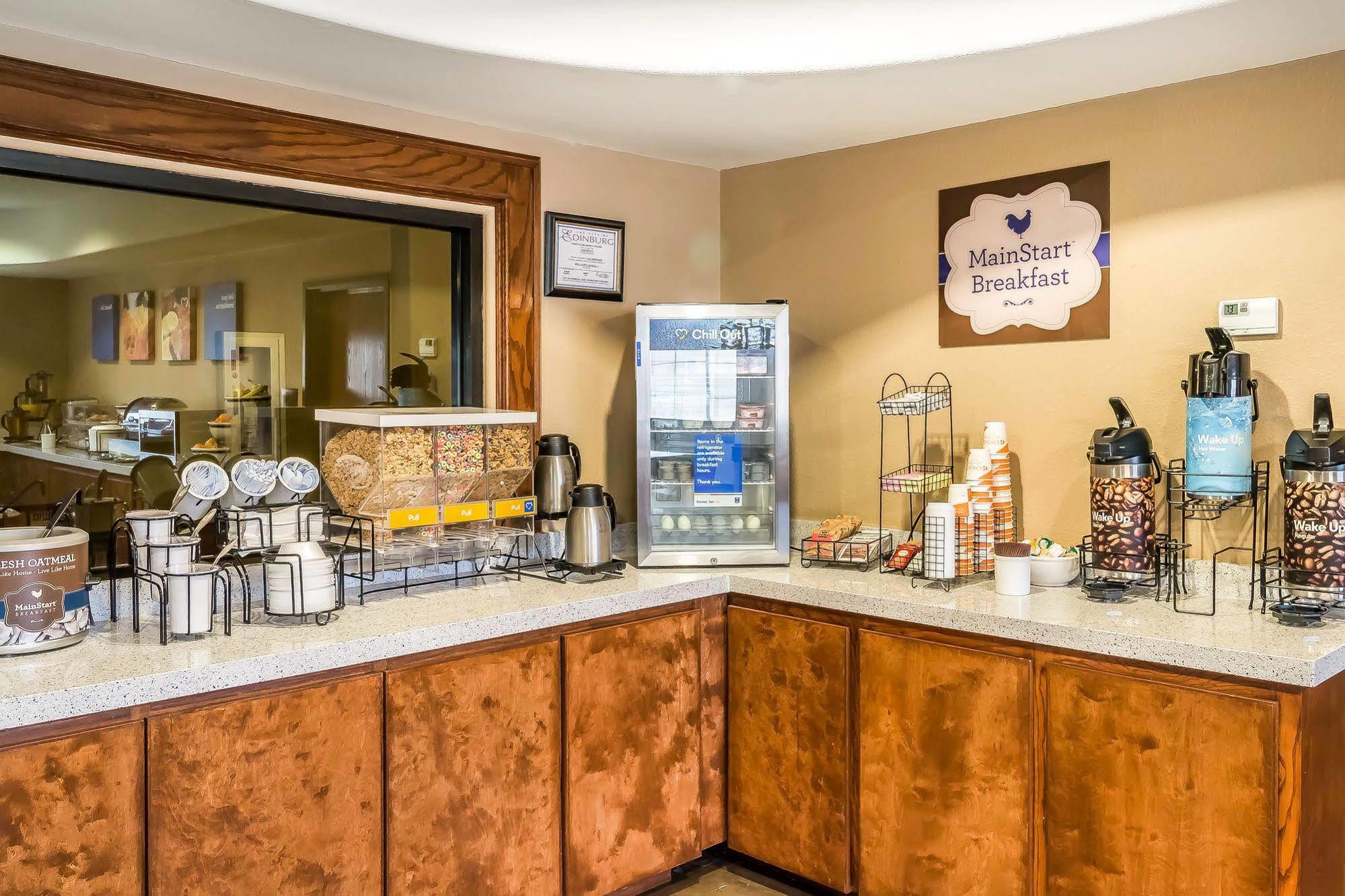 Mainstay Suites Edinburg Eksteriør bilde