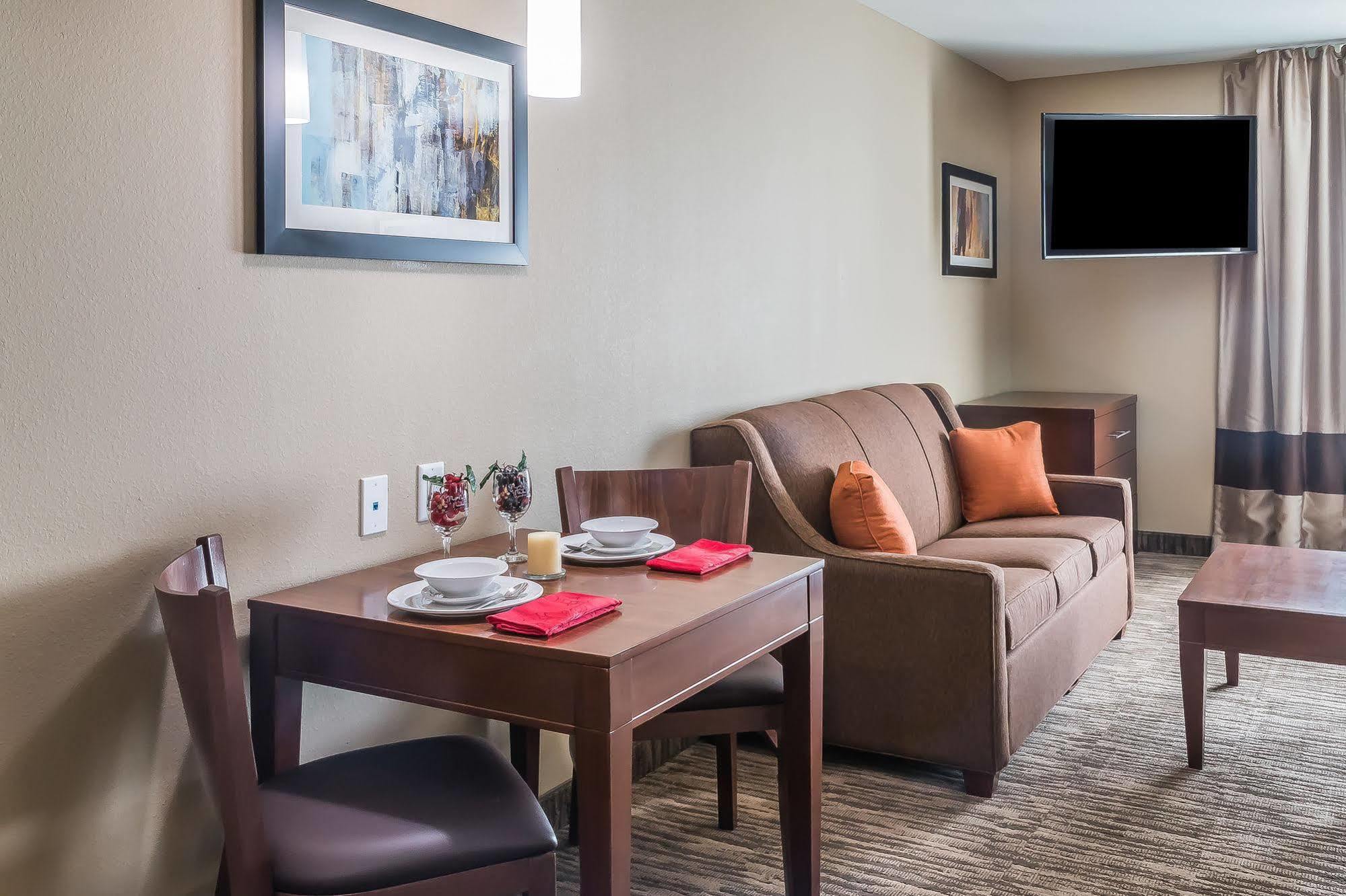 Mainstay Suites Edinburg Eksteriør bilde