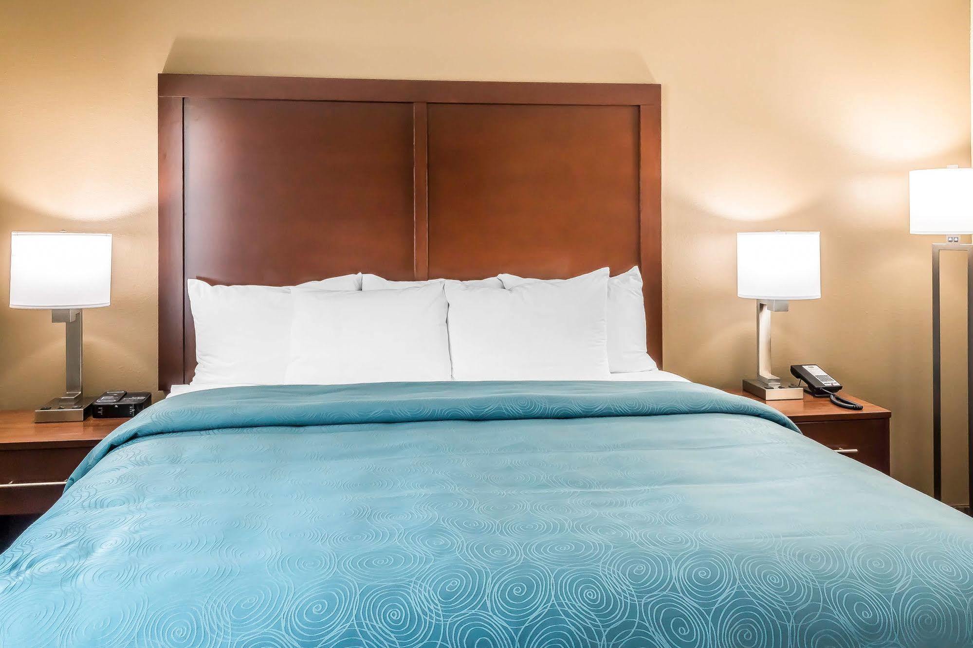 Mainstay Suites Edinburg Eksteriør bilde