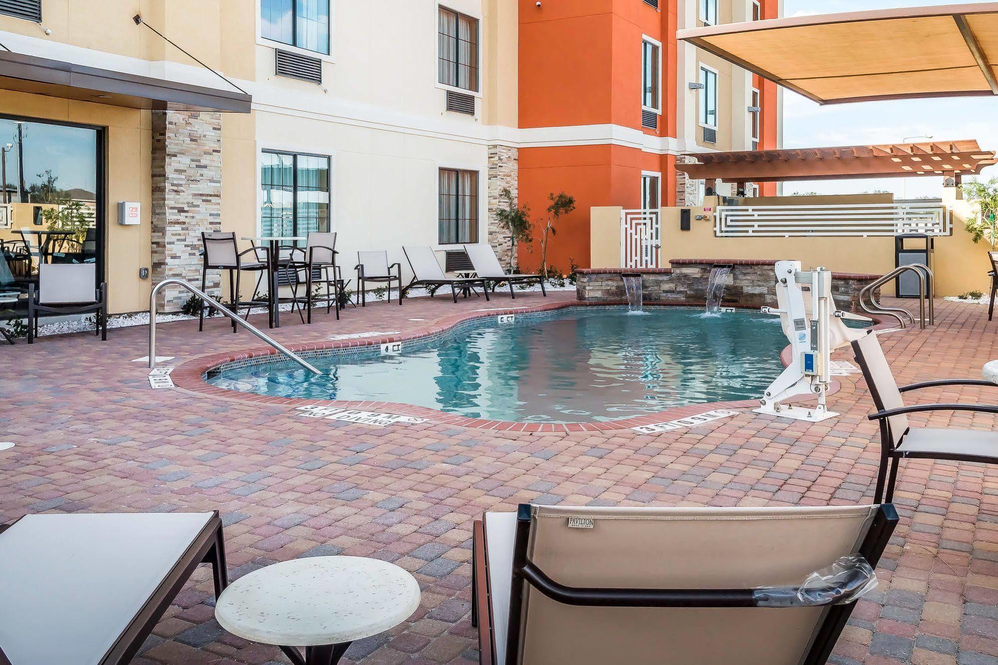 Mainstay Suites Edinburg Eksteriør bilde