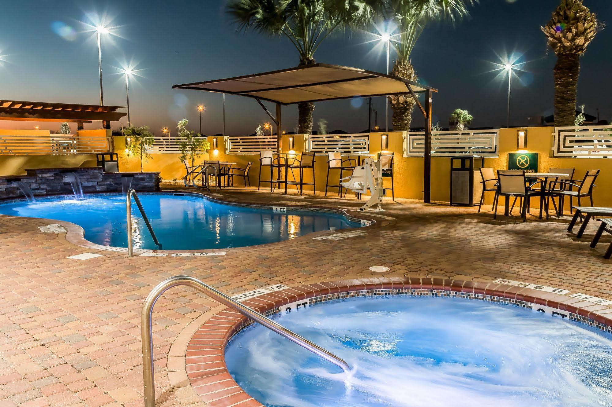 Mainstay Suites Edinburg Eksteriør bilde