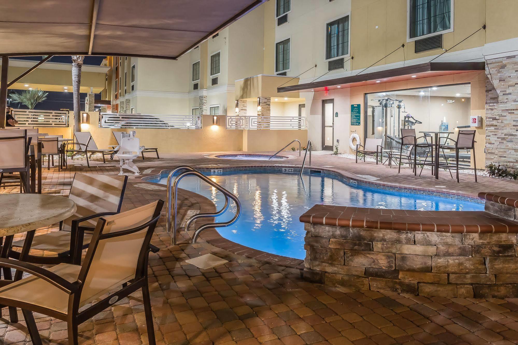 Mainstay Suites Edinburg Eksteriør bilde